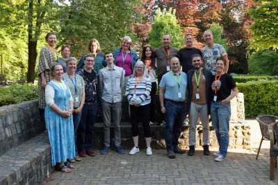 Students with Johannes (1)